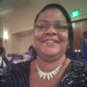 Meet your Posher, Evelyn